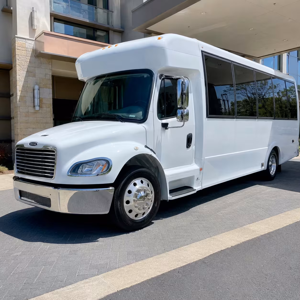 15 passenger minibus