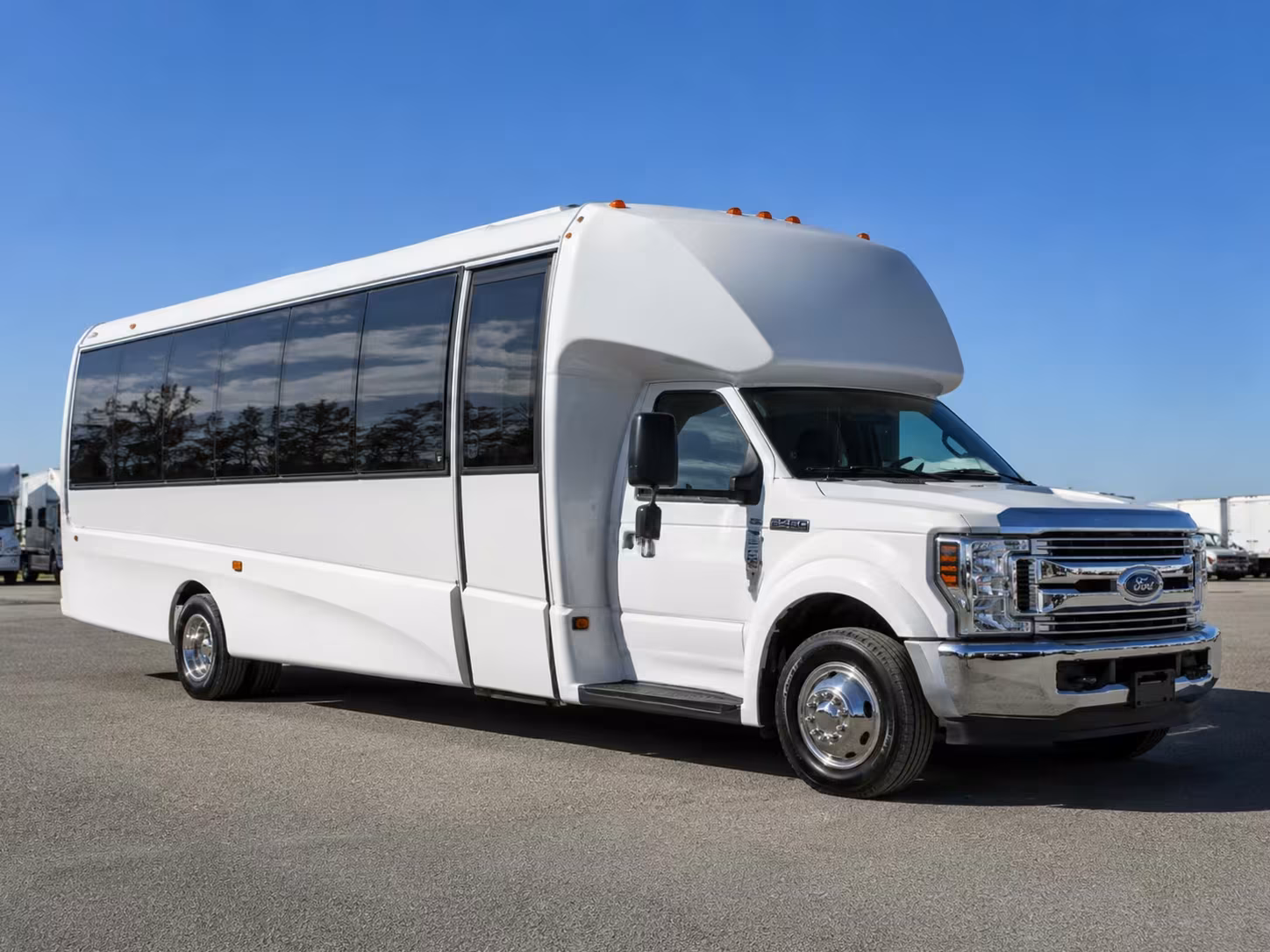 18 passenger minibus