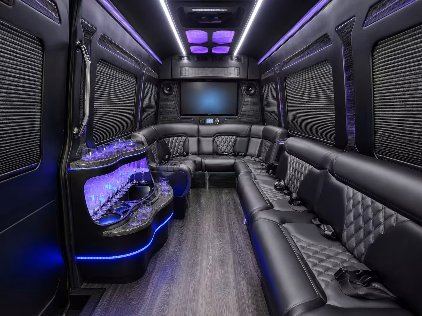 corporate event bus rentals in clinton township and macomb county