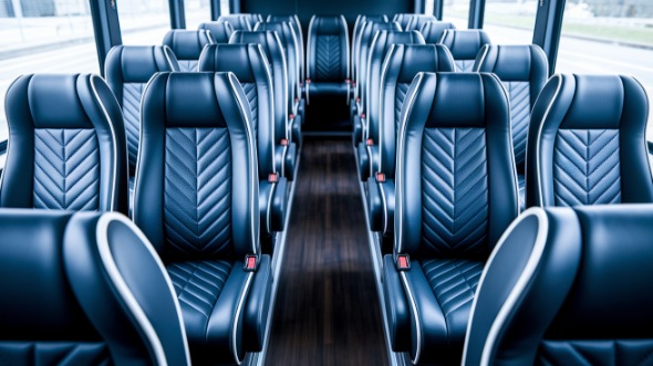 clinton 18 passenger minibus rental