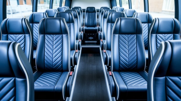 clinton 20 passenger minibus rental